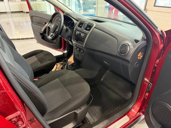 Renault Sandero II Рестайлинг с пробегом 2022 года, цена 1 372 600 рублей, 28573 км, хэтчбек, Автокод Объявления