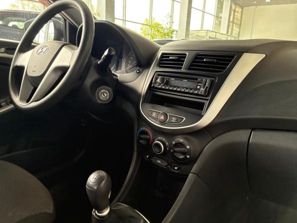 Hyundai Solaris I с пробегом 2011 года, цена 795 000 рублей, 44155 км, седан, Автокод Объявления