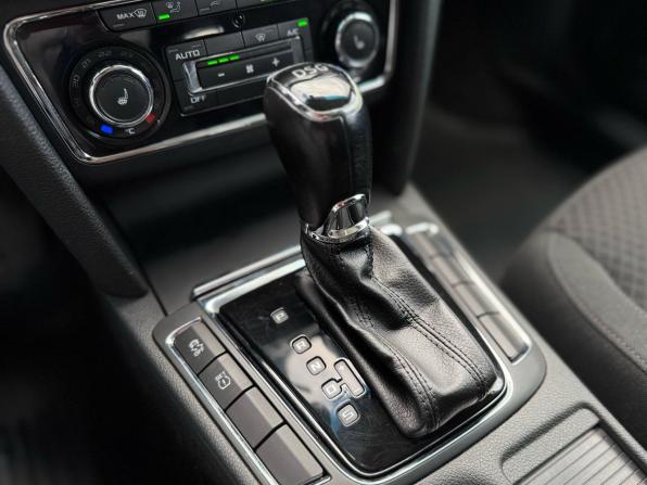 Skoda Superb II Рестайлинг с пробегом 2014 года, цена 1 299 000 рублей, 184761 км, лифтбек, Автокод Объявления