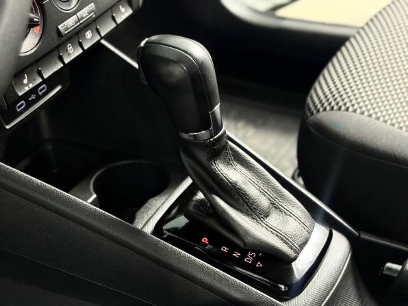 Volkswagen Polo V Рестайлинг с пробегом 2020 года, цена 1 529 000 рублей, 100569 км, седан, Автокод Объявления