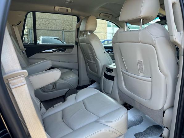 Cadillac Escalade IV с пробегом 2017 года, цена 4 830 000 рублей, 159800 км, внедорожник, Автокод Объявления