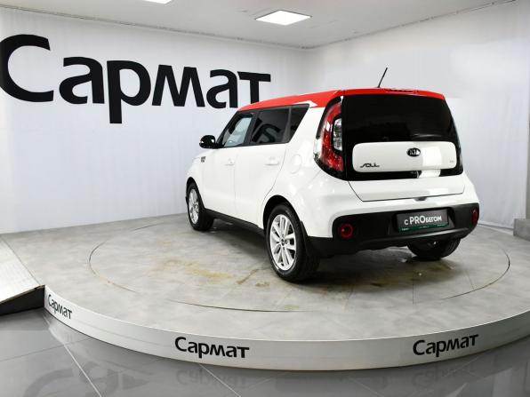 Kia Soul II Рестайлинг с пробегом 2018 года, цена 1 597 000 рублей, 102041 км, хэтчбек, Автокод Объявления