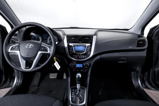 Hyundai Solaris I с пробегом 2011 года, цена 869 000 рублей, 197180 км, седан, Автокод Объявления