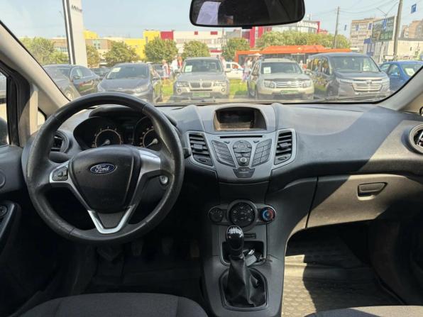 Ford Fiesta Mk6 Рестайлинг с пробегом 2015 года, цена 671 000 рублей, 136326 км, седан, Автокод Объявления