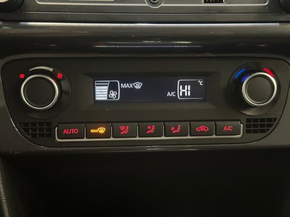 Volkswagen Polo V Рестайлинг с пробегом 2019 года, цена 1 420 000 рублей, 75989 км, седан, Автокод Объявления