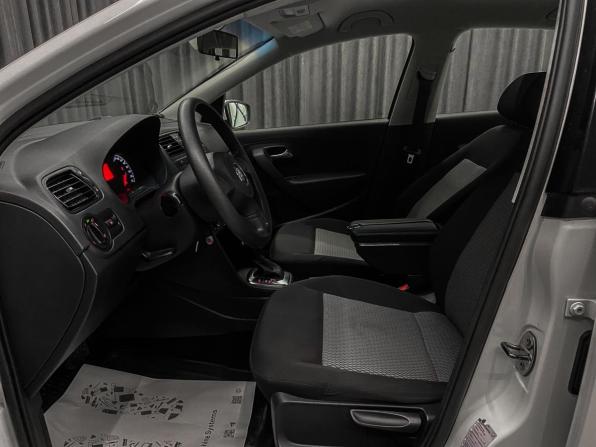 Volkswagen Polo V с пробегом 2012 года, цена 799 000 рублей, 108000 км, седан, Автокод Объявления