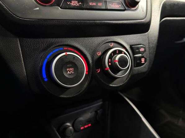 Kia Rio III с пробегом 2014 года, цена 820 000 рублей, 179253 км, седан, Автокод Объявления