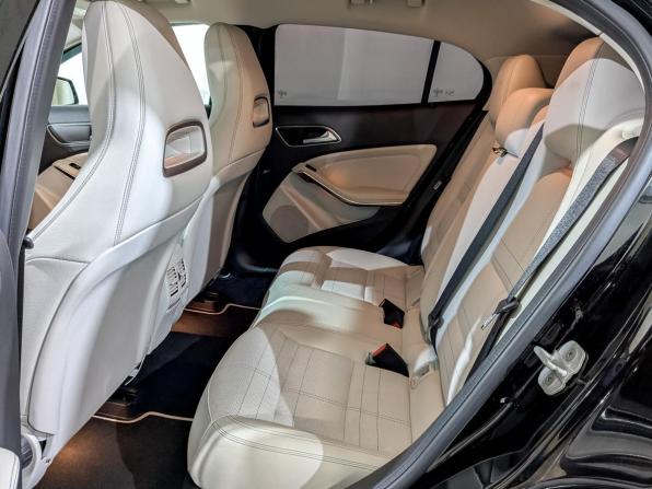 Mercedes-Benz GLA I (X156) с пробегом 2016 года, цена 2 300 000 рублей, 85461 км, внедорожник, Автокод Объявления