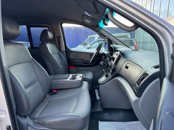 Hyundai Grand Starex I с пробегом 2010 года, цена 1 290 000 рублей, 193222 км, минивэн, Автокод Объявления