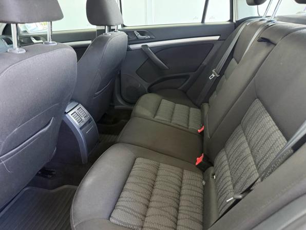 Skoda Octavia II (A5) Рестайлинг с пробегом 2012 года, цена 1 100 000 рублей, 165000 км, универсал, Автокод Объявления