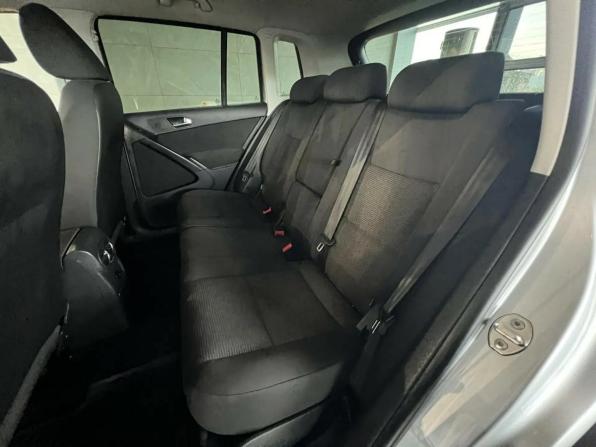 Volkswagen Tiguan I Рестайлинг с пробегом 2012 года, цена 995 000 рублей, 244902 км, внедорожник, Автокод Объявления
