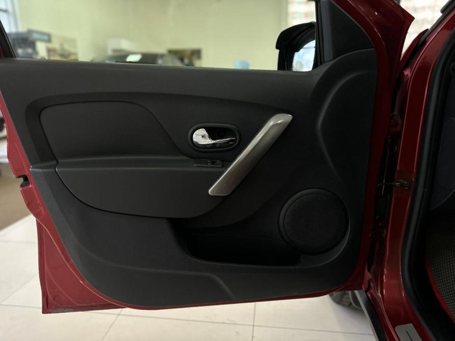 Renault Sandero II Санкт-Петербург  - изображение 13