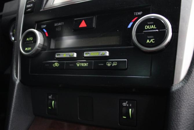 Toyota Camry VII (XV50) с пробегом 2012 года, цена 1 598 000 рублей, 280000 км, седан, Автокод Объявления