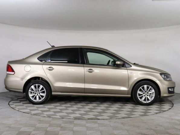 Volkswagen Polo V Рестайлинг с пробегом 2018 года, цена 1 220 000 рублей, 126297 км, седан, Автокод Объявления