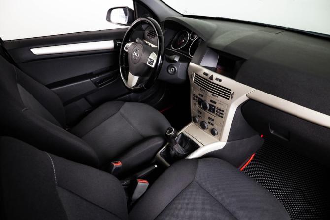 Opel Astra H с пробегом 2007 года, цена 649 000 рублей, 361049 км, универсал, Автокод Объявления