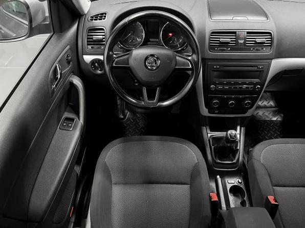 Skoda Yeti I Рестайлинг с пробегом 2014 года, цена 1 495 000 рублей, 70599 км, внедорожник, Автокод Объявления