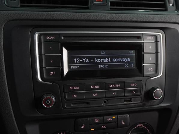 Volkswagen Jetta VI Рестайлинг с пробегом 2015 года, цена 1 091 000 рублей, 117034 км, седан, Автокод Объявления