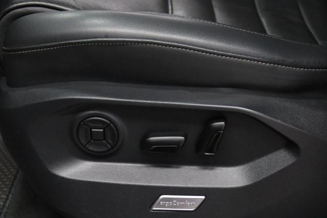Volkswagen Touareg III с пробегом 2019 года, цена 4 195 950 рублей, 188189 км, внедорожник, Автокод Объявления
