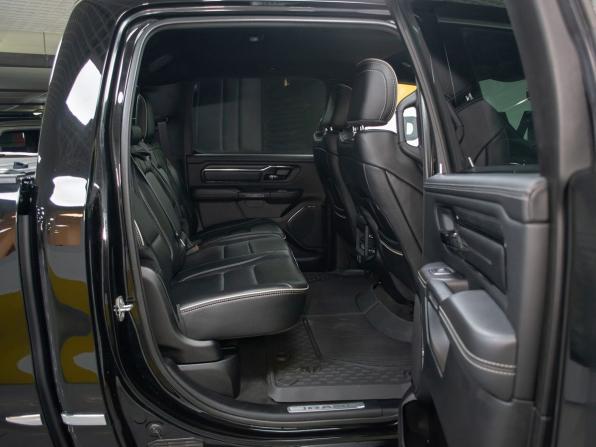 Ram 1500 V с пробегом 2022 года, цена 7 999 000 рублей, 42092 км, offers.body_type.unknown, Автокод Объявления