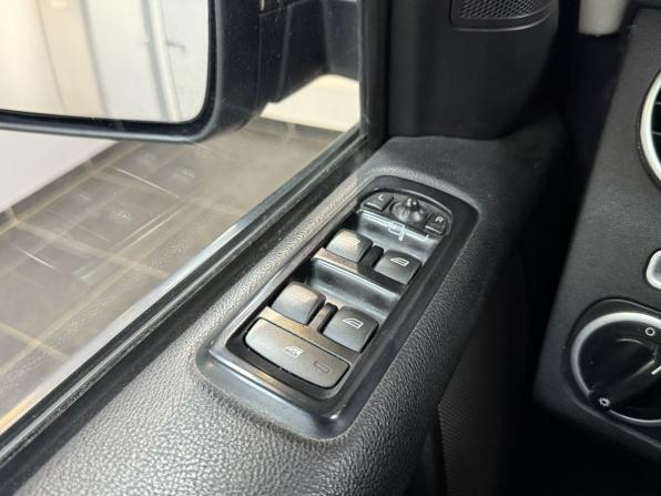 Land Rover Discovery IV с пробегом 2009 года, цена 1 380 000 рублей, 202243 км, внедорожник, Автокод Объявления