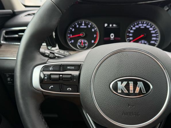 Kia K5 III с пробегом 2020 года, цена 2 380 000 рублей, 121434 км, седан, Автокод Объявления