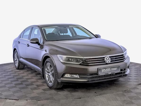 Volkswagen Passat B8 с пробегом 2017 года, цена 1 625 000 рублей, 201139 км, седан, Автокод Объявления