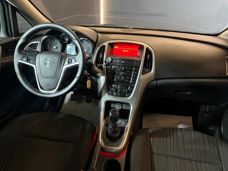 Opel Astra J Уфа  - изображение 11