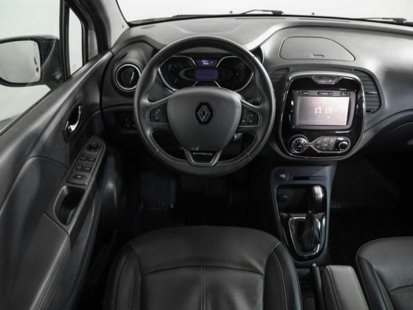 Renault Kaptur I с пробегом 2018 года, цена 1 199 000 рублей, 153570 км, внедорожник, Автокод Объявления