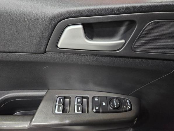 Kia Sportage IV с пробегом 2016 года, цена 1 949 000 рублей, 87090 км, внедорожник, Автокод Объявления