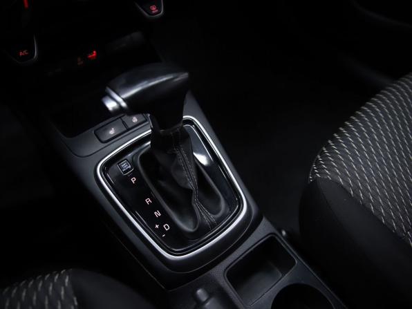 Kia Rio IV с пробегом 2018 года, цена 1 330 000 рублей, 74367 км, седан, Автокод Объявления