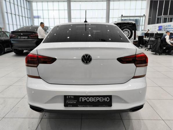 Volkswagen Polo VI с пробегом 2020 года, цена 990 000 рублей, 180000 км, лифтбек, Автокод Объявления