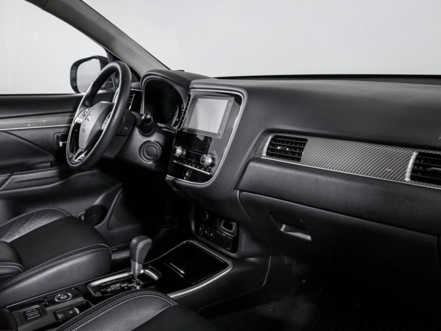 Mitsubishi Outlander III Рестайлинг 3 Москва  - изображение 9