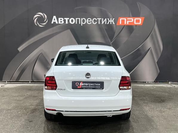 Volkswagen Polo V Рестайлинг с пробегом 2020 года, цена 1 370 000 рублей, 76000 км, седан, Автокод Объявления