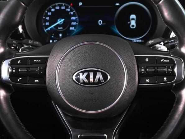Kia K5 III с пробегом 2021 года, цена 2 709 000 рублей, 122343 км, седан, Автокод Объявления