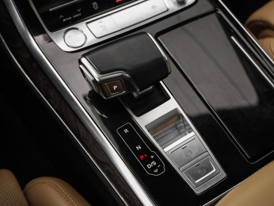 Audi Q8 I (4M) Санкт-Петербург  - изображение 25