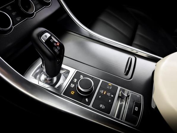 Land Rover Range Rover Sport II с пробегом 2013 года, цена 2 950 000 рублей, 147515 км, внедорожник, Автокод Объявления