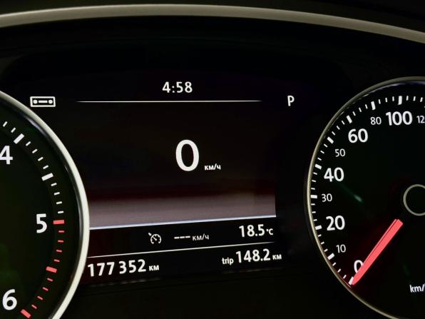 Volkswagen Touareg II Рестайлинг с пробегом 2016 года, цена 3 214 000 рублей, 177346 км, внедорожник, Автокод Объявления