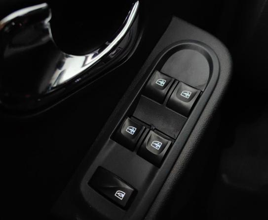 Nissan Terrano III (D10) с пробегом 2020 года, цена 1 299 000 рублей, 166000 км, внедорожник, Автокод Объявления