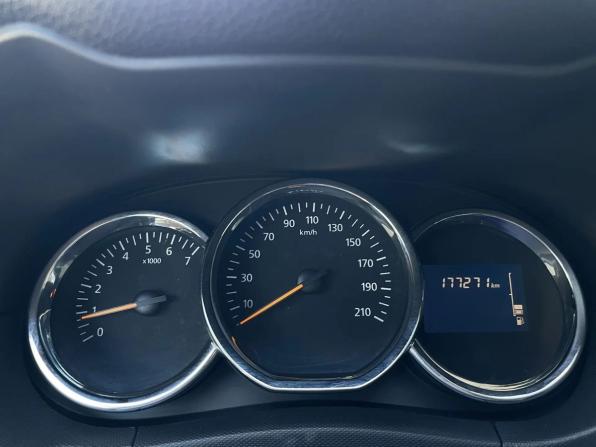 Renault Duster I Рестайлинг с пробегом 2015 года, цена 1 035 000 рублей, 177263 км, внедорожник, Автокод Объявления