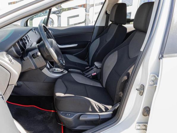 Peugeot 308 I Рестайлинг с пробегом 2011 года, цена 549 000 рублей, 132157 км, хэтчбек, Автокод Объявления
