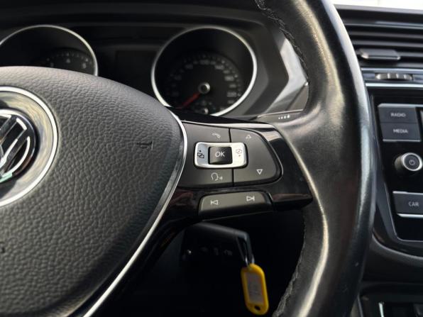 Volkswagen Tiguan II с пробегом 2018 года, цена 2 395 000 рублей, 124000 км, внедорожник, Автокод Объявления