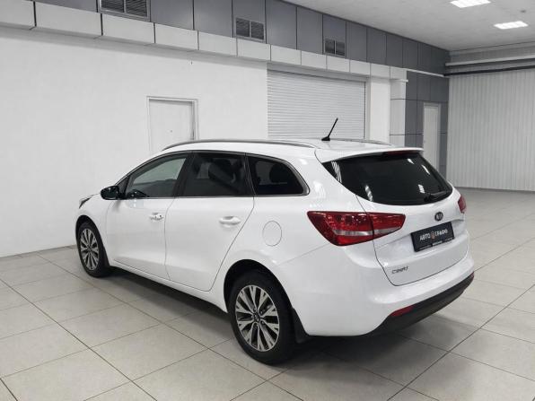 Kia Ceed II Рестайлинг с пробегом 2016 года, цена 979 000 рублей, 106495 км, универсал, Автокод Объявления