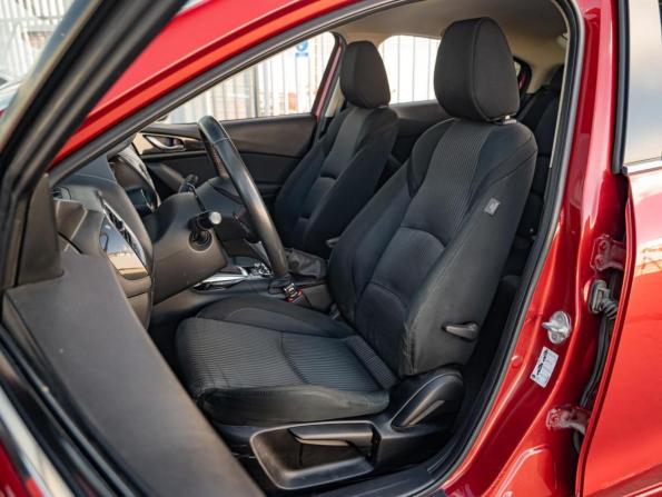 Mazda 3 III (BM) с пробегом 2014 года, цена 1 299 000 рублей, 189690 км, седан, Автокод Объявления