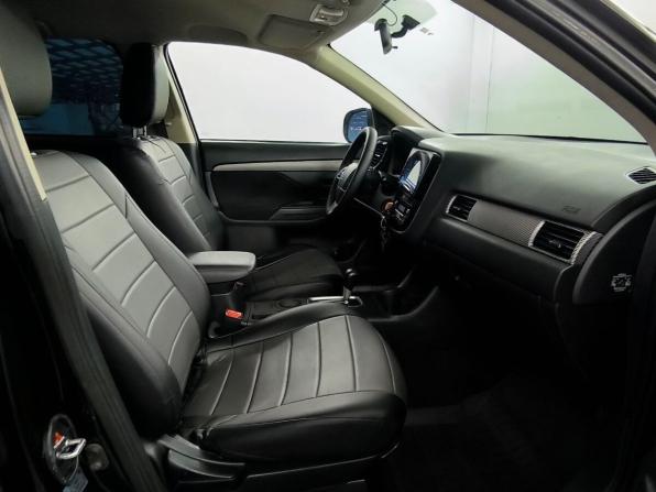 Mitsubishi Outlander III Рестайлинг 2 с пробегом 2015 года, цена 1 495 000 рублей, 188553 км, внедорожник, Автокод Объявления