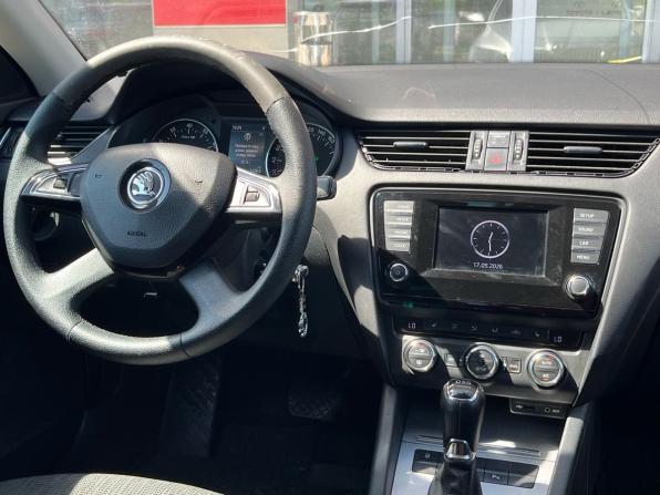Skoda Octavia III (A7) с пробегом 2013 года, цена 930 000 рублей, 191916 км, лифтбек, Автокод Объявления
