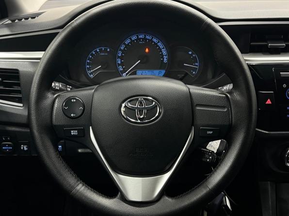 Toyota Corolla XI (E160 E170 E180) с пробегом 2013 года, цена 1 420 000 рублей, 93000 км, седан, Автокод Объявления