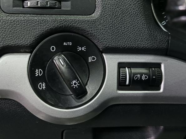 Skoda Octavia II (A5) Рестайлинг с пробегом 2013 года, цена 1 070 000 рублей, 196788 км, лифтбек, Автокод Объявления