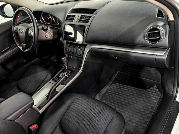 Mazda 6 II (GH) Рестайлинг с пробегом 2010 года, цена 980 000 рублей, 212279 км, седан, Автокод Объявления