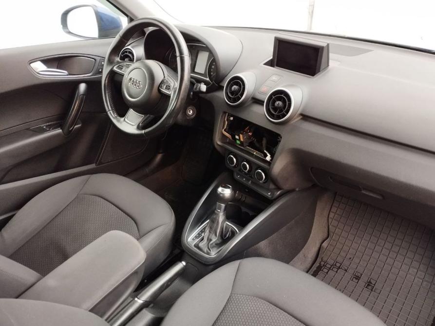 Audi A1 I (8X) Москва  - изображение 9