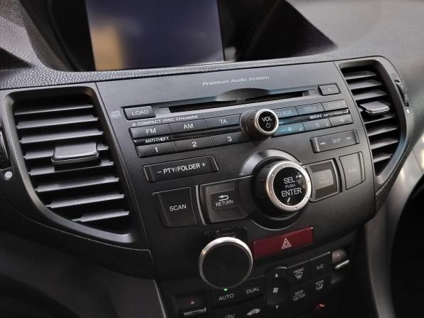 Honda Accord VIII Рестайлинг с пробегом 2012 года, цена 1 150 000 рублей, 218950 км, седан, Автокод Объявления